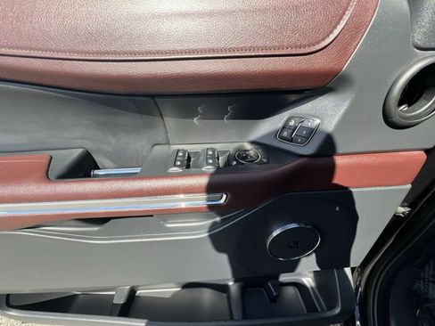 Used 2023 Ford Expedition Max Limited image 15