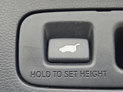 Certified 2025 Honda CR-V Sport Touring image 18