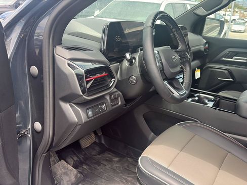 Used 2026 Chevrolet Silverado EV Trail Boss AWD/4WD image 15