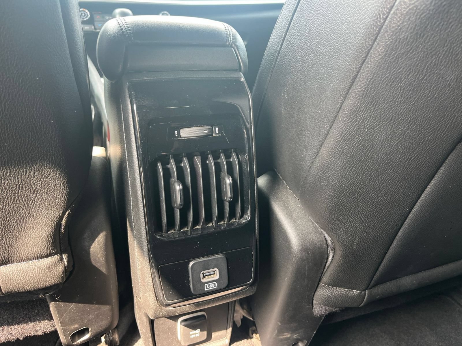 Used 2025 Jeep Compass Limited AWD/4WD image 22