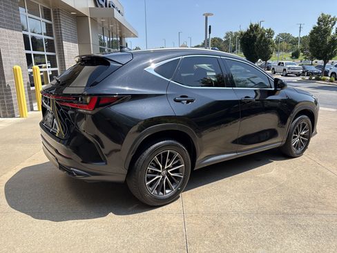 Used 2024 Lexus NX 250 FWD image 10