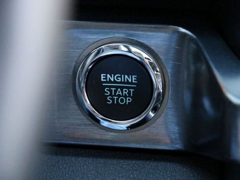 Certified 2025 Ford F350 Lariat w/ Lariat Ultimate Package image 16