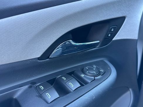 Used 2020 Chevrolet Bolt Premier w/ Infotainment Package image 12