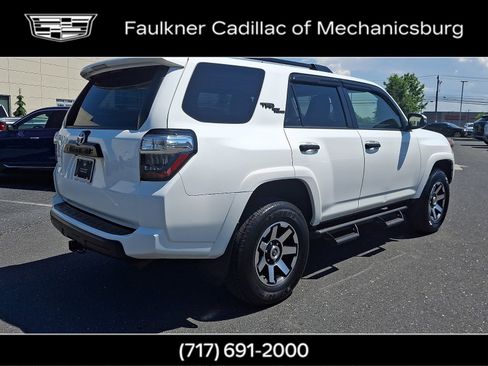 Used 2021 Toyota 4Runner TRD Off-Road Premium w/ Moonroof Package AWD/4WD image 6