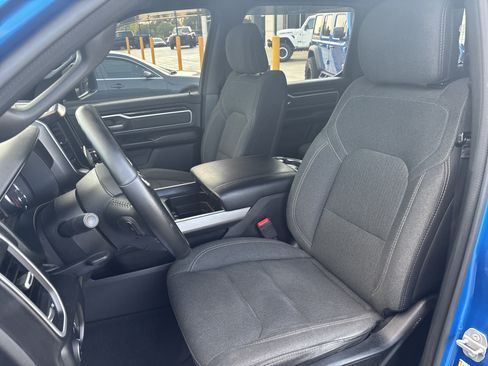Used 2020 RAM 1500 Big Horn AWD/4WD image 12
