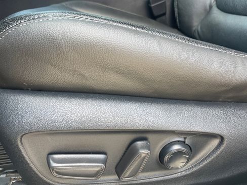 Used 2021 Toyota RAV4 XLE image 18