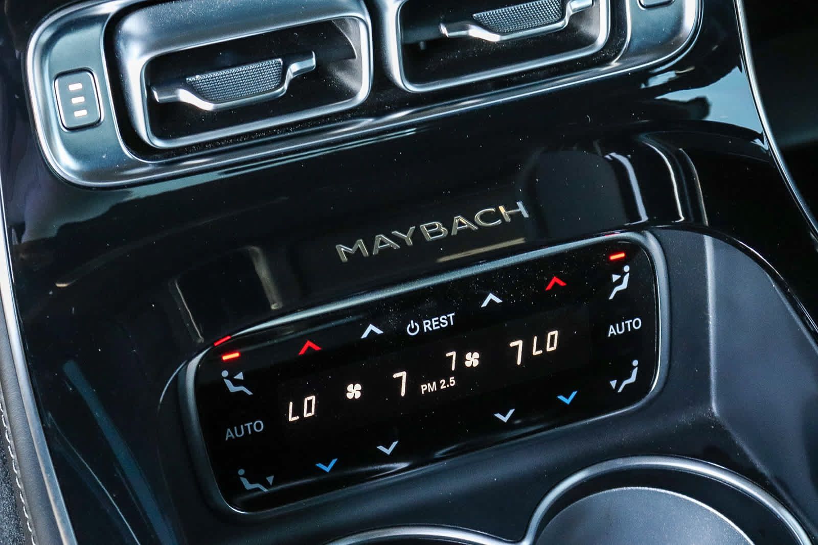 Used 2022 Mercedes-Benz Maybach S 580 4MATIC image 32