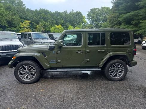 Used 2024 Jeep Wrangler High Altitude AWD/4WD image 4