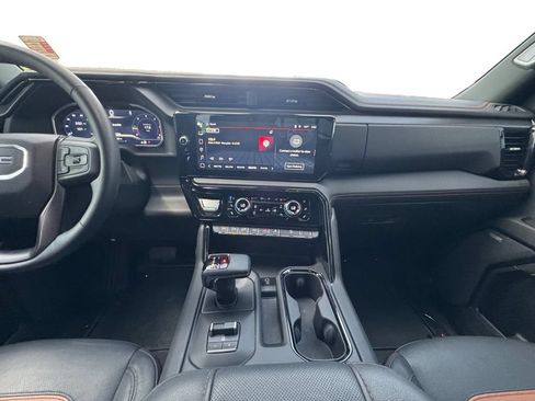 Certified 2024 GMC Sierra 1500 AT4 w/ Technology Package AWD/4WD image 12