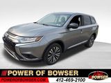 Used 2020 Mitsubishi Outlander ES image 1