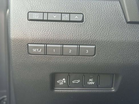 Certified 2024 Lexus GX 550 w/ Accessory Package (Z1) image 28