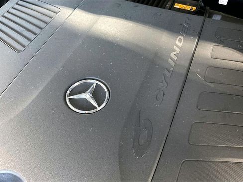 New 2026 Mercedes-Benz GLS 450 4MATIC image 17