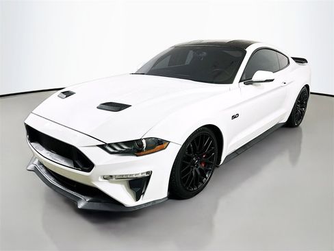 Used 2018 Ford Mustang GT Premium w/ GT Performance Package image 3
