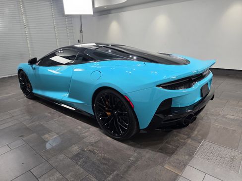 Used 2023 McLaren GT RWD image 4