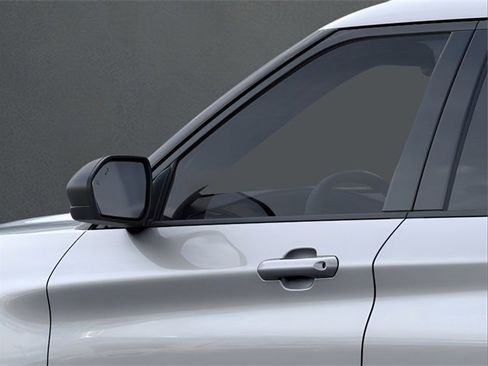 Used 2024 Ford Explorer XLT w/ Equipment Group 202A image 20