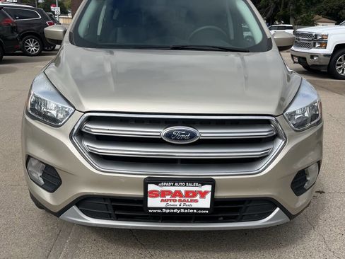 Used 2017 Ford Escape SE w/ SE Cold Weather Package image 3