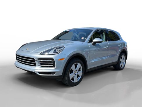 Used 2021 Porsche Cayenne AWD/4WD image 1