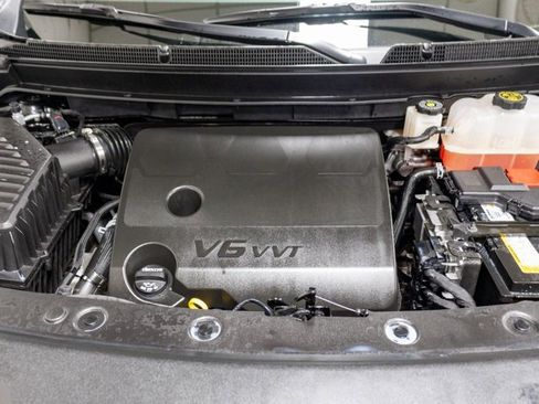 Used 2024 Buick Enclave Essence w/ Experience Buick Package image 20