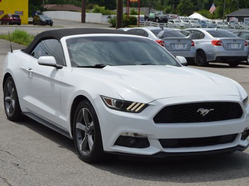 Used 2016 Ford Mustang Convertible w/ Equipment Group 051A RWD image 2