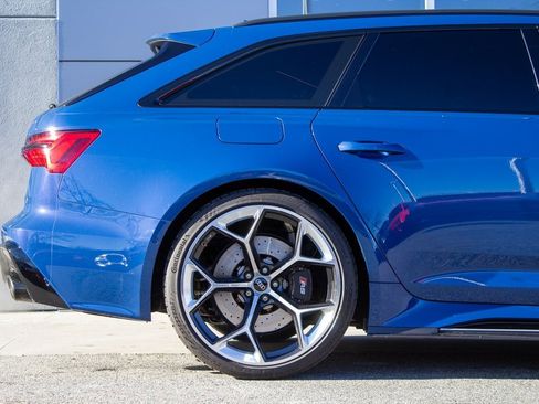 Used 2024 Audi RS 6 performance w/ Black Optic Package image 6