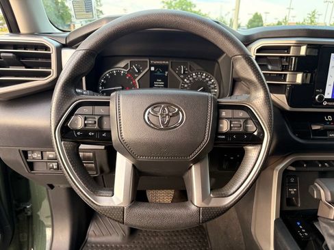 Used 2022 Toyota Tundra SR5 AWD/4WD image 21