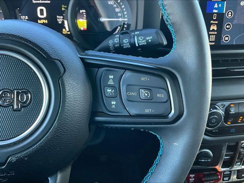 Used 2024 Jeep Wrangler Unlimited Rubicon 4xe image 23