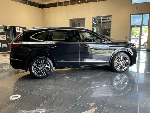 Certified 2026 Acura MDX w/ Advance Package AWD/4WD image 7