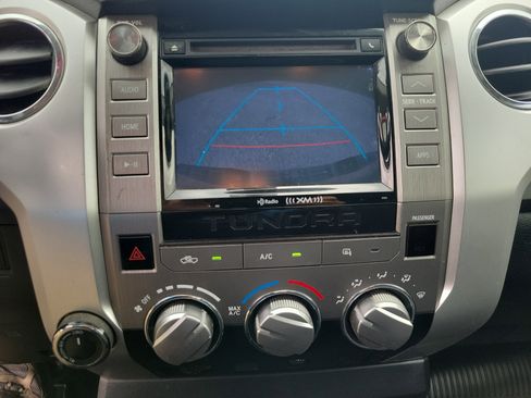 Used 2015 Toyota Tundra SR5 AWD/4WD image 26