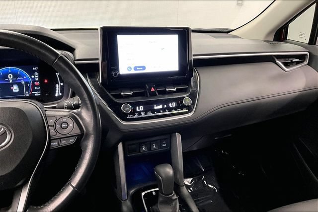 Used 2023 Toyota Corolla Cross XLE FWD image 7