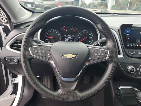 Used 2024 Chevrolet Malibu LT image 23