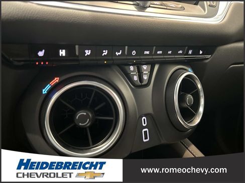 Used 2024 Chevrolet Blazer LT w/ Midnight/Sport Edition image 23