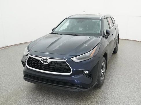 New 2026 Toyota Highlander XLE image 42