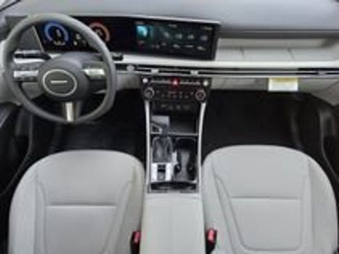 Used 2026 Hyundai Tucson SEL Plus FWD image 16