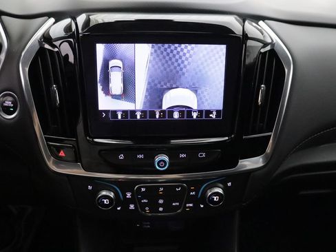 Used 2021 Chevrolet Traverse Premier AWD/4WD image 28