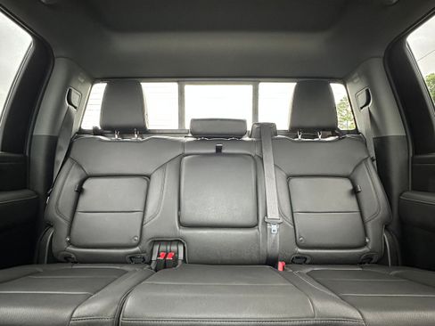 Used 2022 GMC Sierra 2500 SLT w/ SLT Convenience Package AWD/4WD image 23