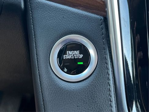 Used 2020 Cadillac Escalade ESV Premium Luxury AWD/4WD image 33