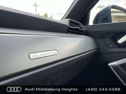 Used 2025 Audi Q3 2.0T Premium w/ Convenience Plus Package AWD/4WD image 36
