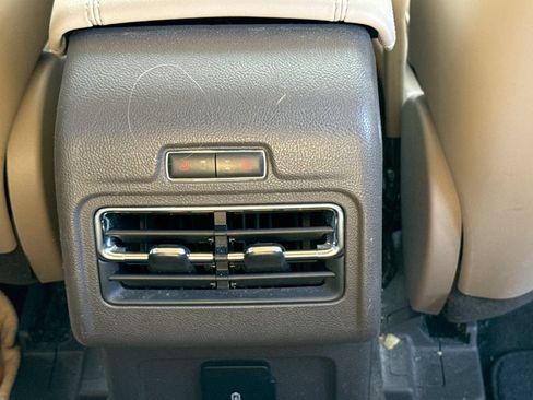 Used 2022 Lincoln Corsair FWD w/ Equipment Group 101A image 17