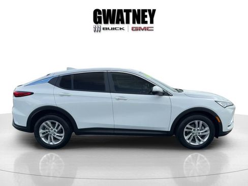 Used 2026 Buick Envista Preferred w/ Convenience I Package FWD image 2