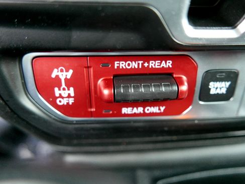 Used 2021 Jeep Wrangler Unlimited Rubicon 4xe w/ Cold Weather Group image 17