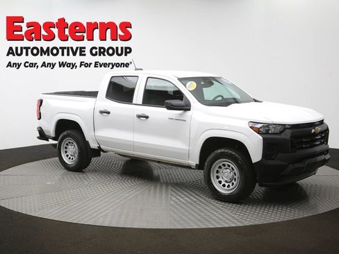 Used 2024 Chevrolet Colorado W/T RWD image 48