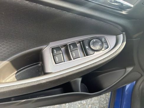 Used 2023 Chevrolet Malibu LT FWD image 24