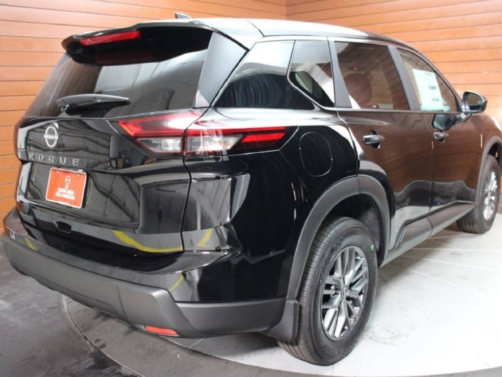 New 2026 Nissan Rogue S FWD image 4