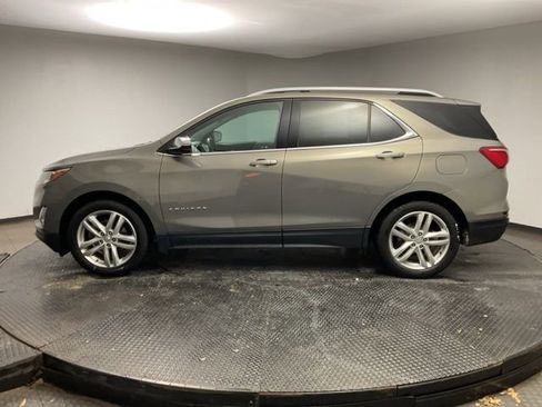 Used 2019 Chevrolet Equinox Premier image 4
