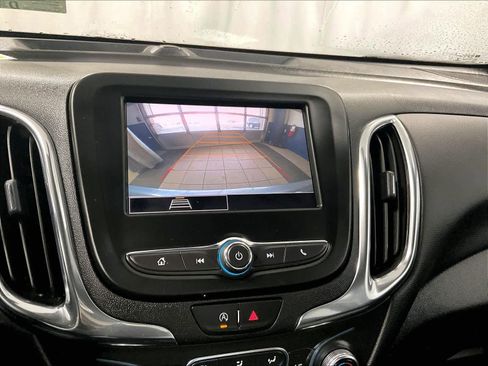 Used 2023 Chevrolet Equinox LT image 19