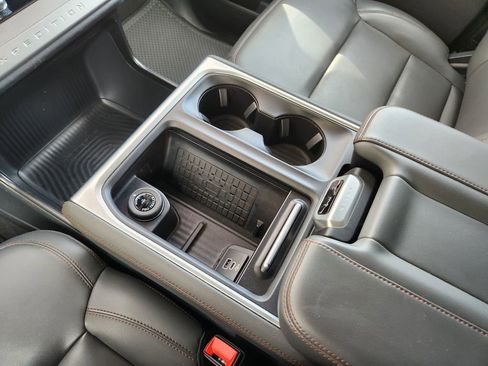 Used 2025 Ford Expedition Max Active image 26