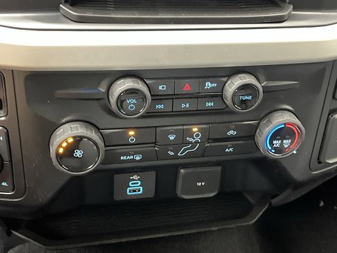 New 2025 Ford F250 XLT w/ 360-Degree Camera Package image 20