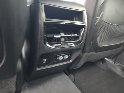 Used 2023 Jeep Grand Cherokee Altitude AWD/4WD image 13