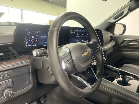 Used 2025 Chevrolet Tahoe Premier image 14