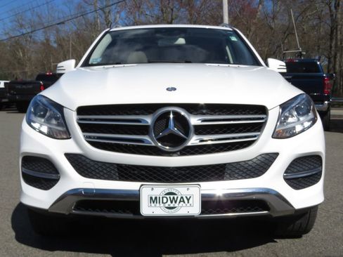 Used 2017 Mercedes-Benz GLE 350 4MATIC image 2